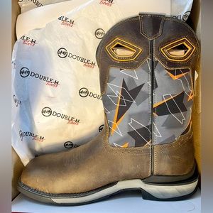 Double H Phantom Rider 12 D